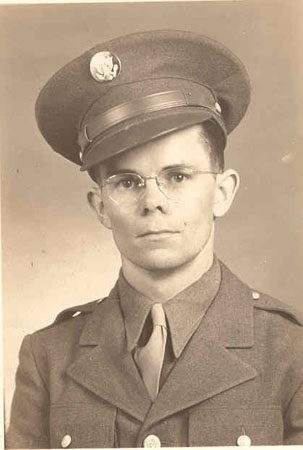 ind. pic in uniform